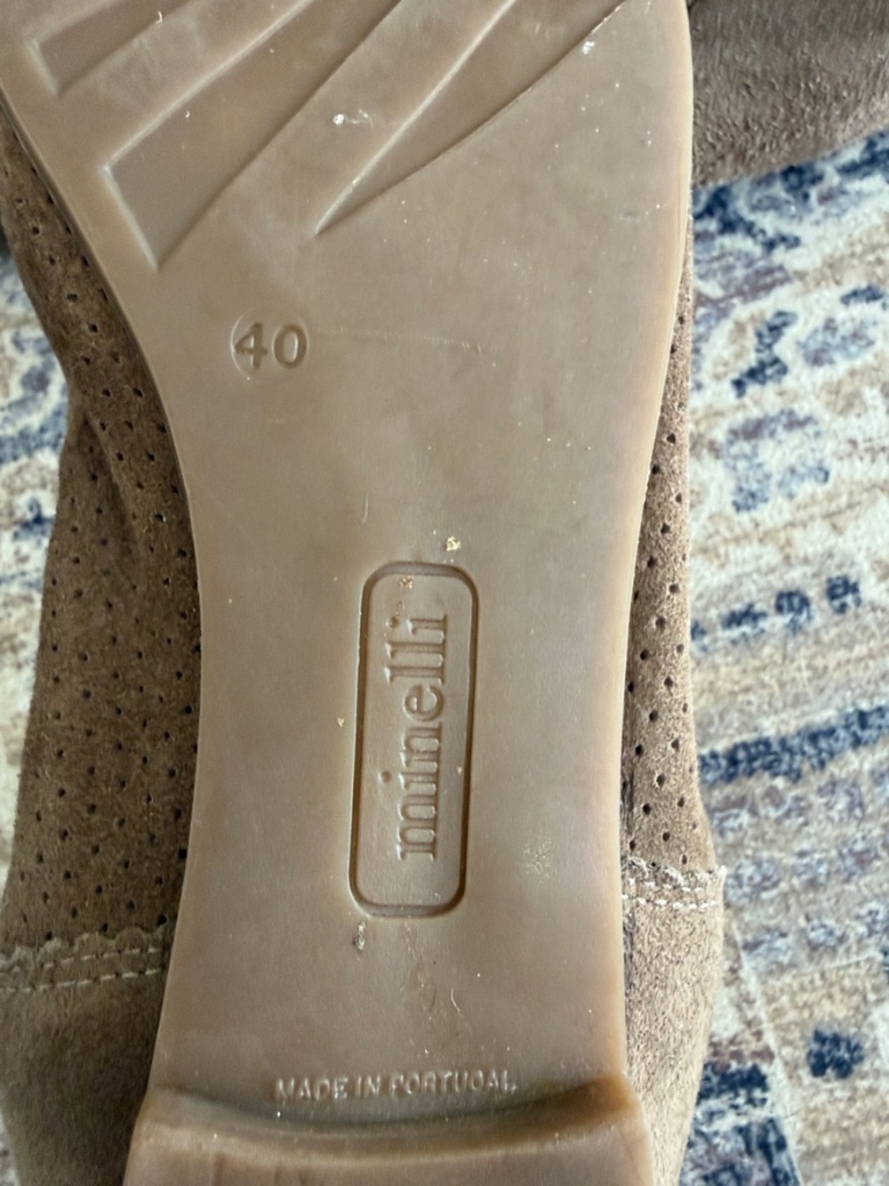 Minelli Taupe Suede Perforated Ballet Flats. EU 40 (US 9/9.5) - Picture 7 of 9